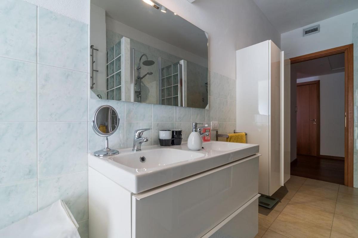 Ferienwohnung La Terrazza Di Sant'Avendrace Cagliari Exterior foto